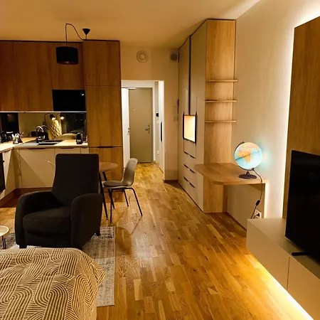 Metropolis Apartment, Free Parking, Center, Self Check-in Apartamento