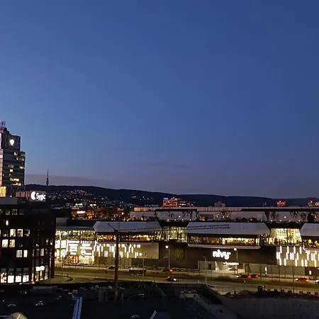 Metropolis Apartment, Free Parking, Center Lejlighed *