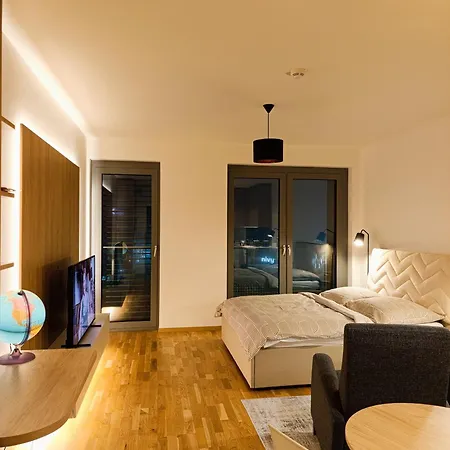 Apartmán Metropolis Apartment, Free Parking, Center, Self Check-in