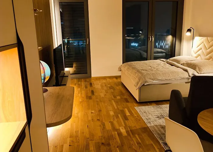 Metropolis Apartment, Free Parking, Center * Bratislava