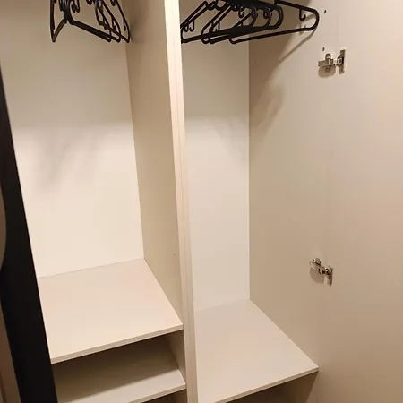 Metropolis Apartment, Free Parking, Center, Self Check-in * Bratislava